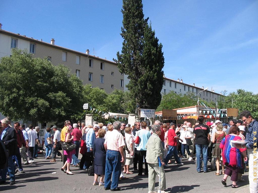 NIMES 25 MAI 2006 A  P1010023G.JPG